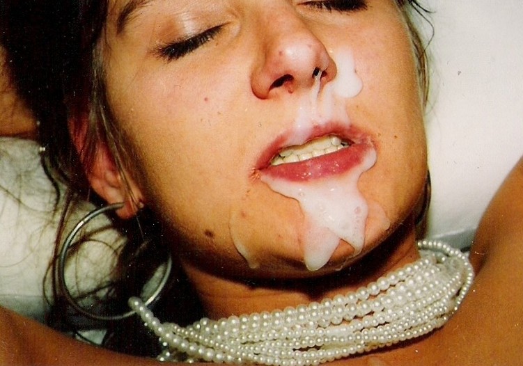 Exgf loves cum on her face 1